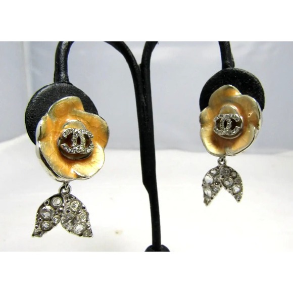 CHANEL Camilla Flower & Rhinestones CC Logo Drop Clip On Earrings - Picture 8 of 10